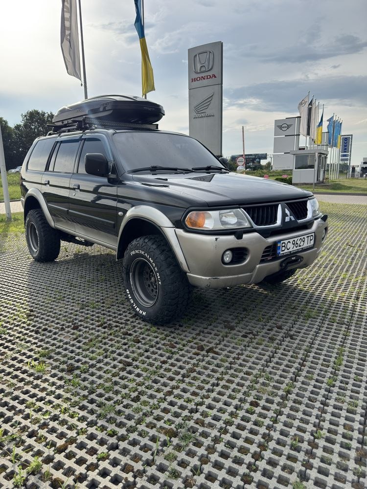 Mitsubishi Pajero Sport