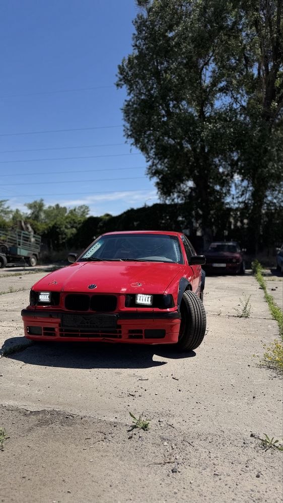 BMW e36 v8 m60b40