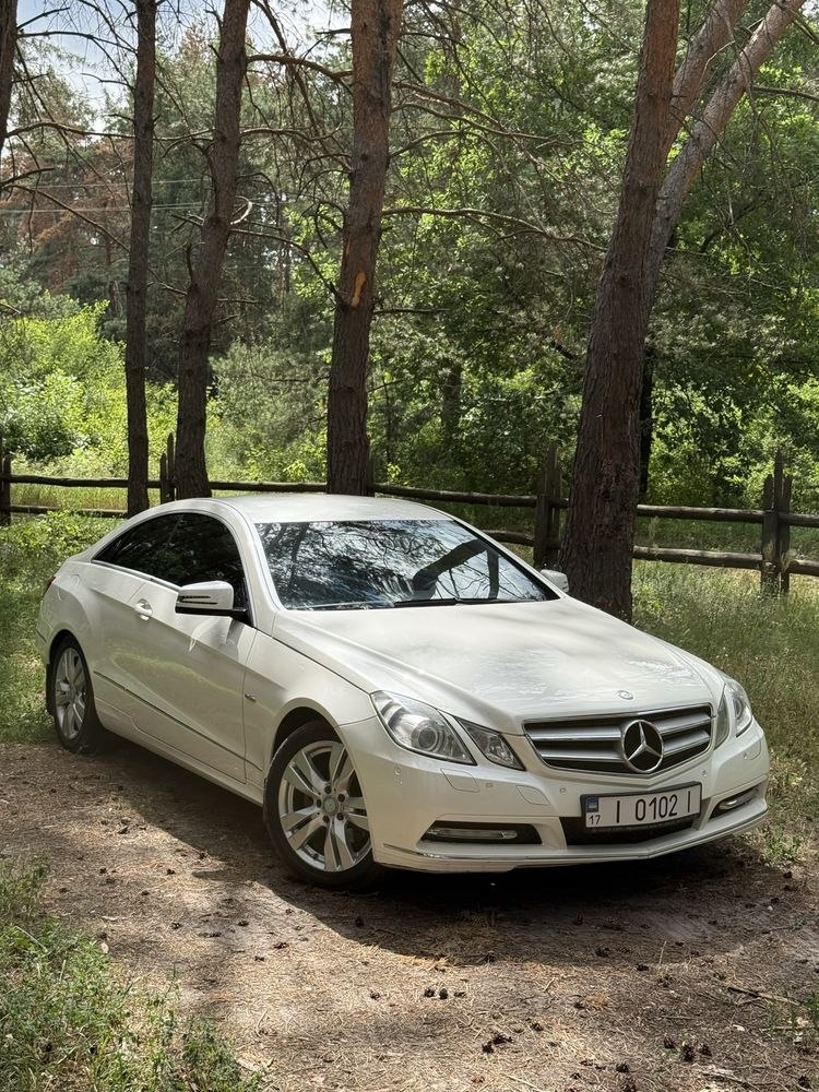 Mercedes-Benz e250
