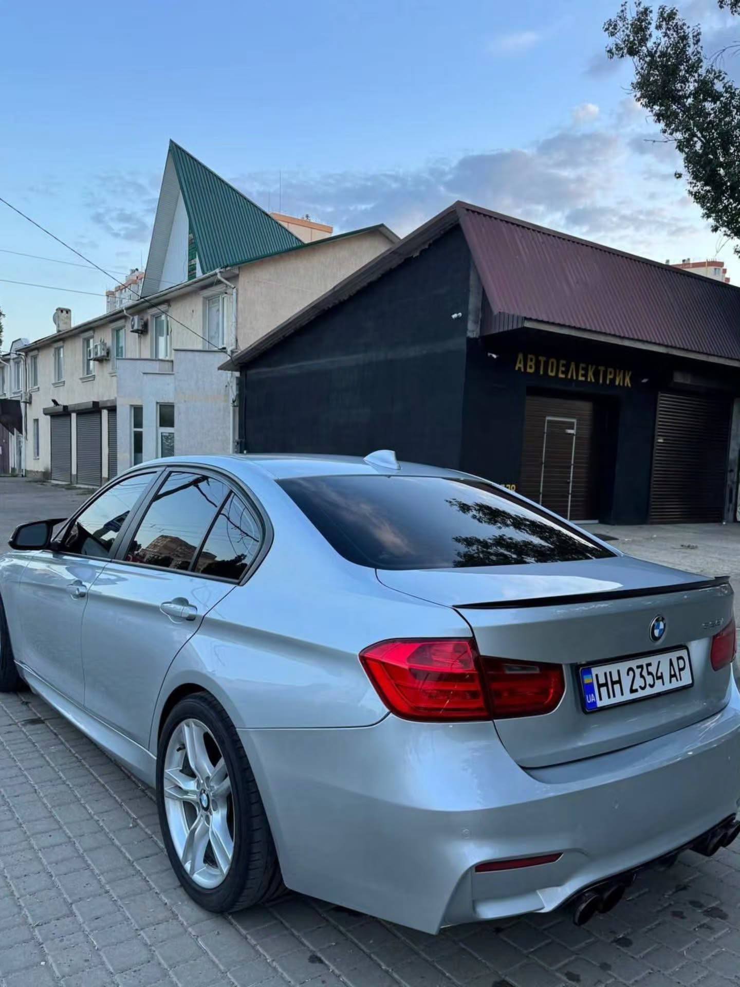 BMW F30 335i