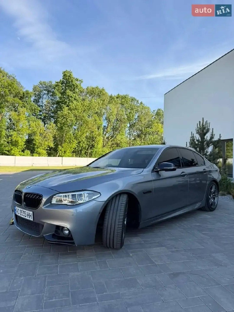 BMW 535i
