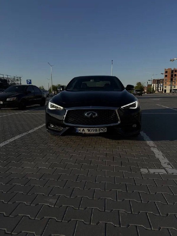 Infiniti Q60
