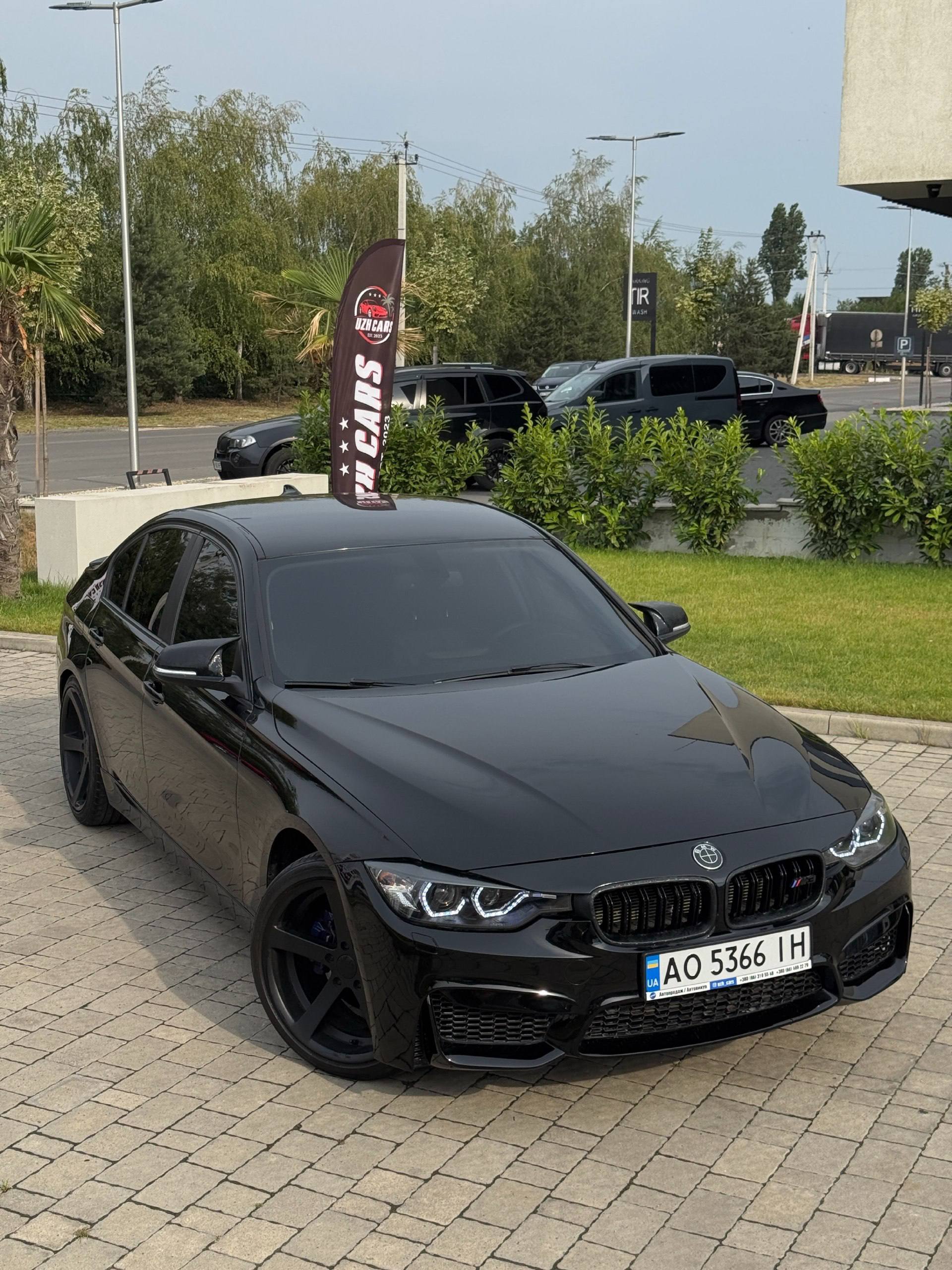 BMW F30 328i