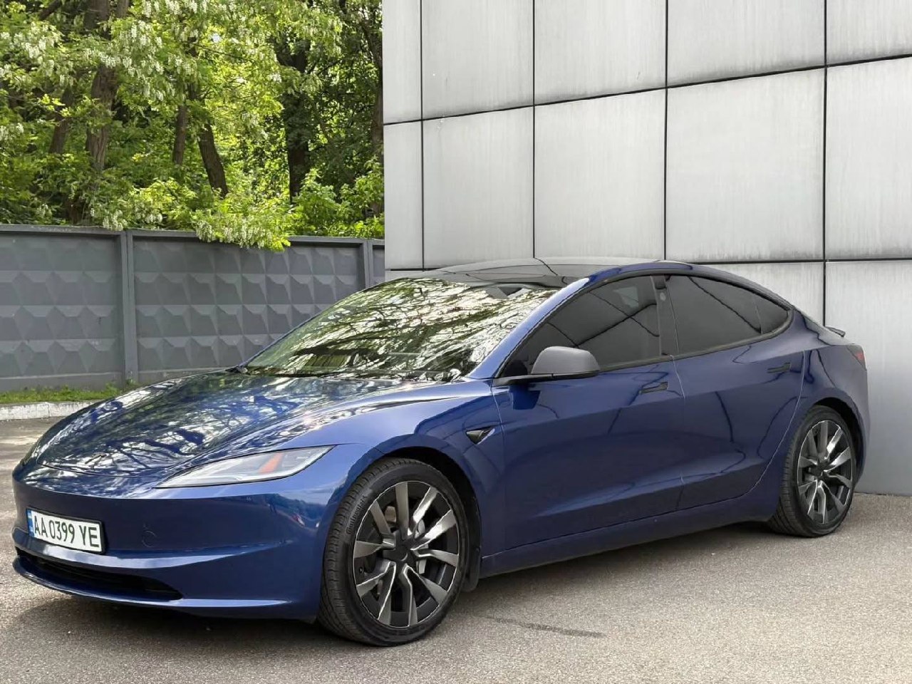 Tesla Model 3 Long Range