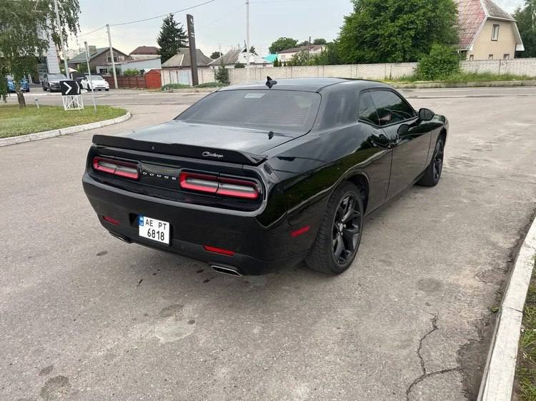 Dodge Challenger