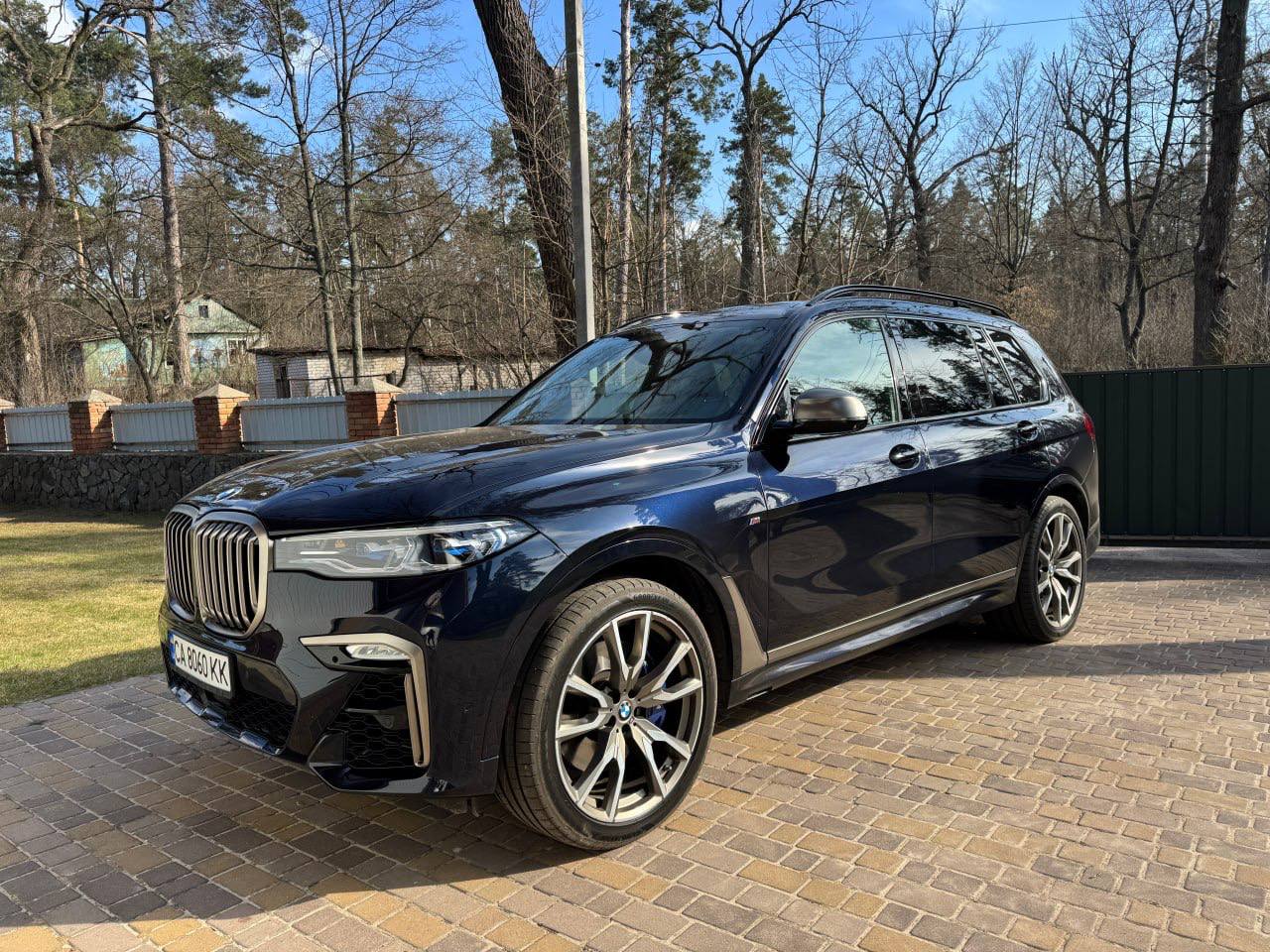 BMW X7