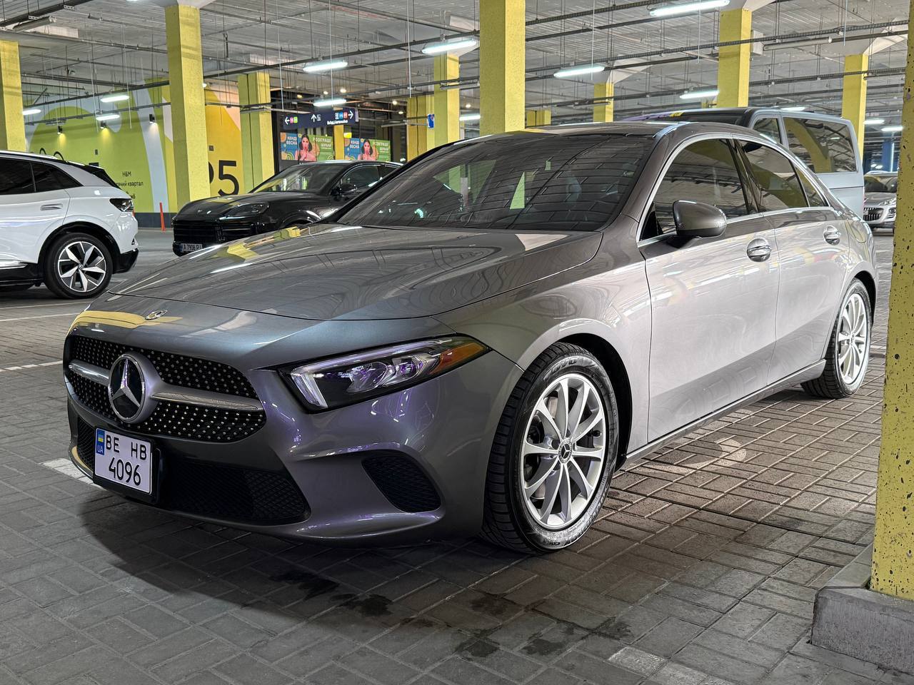Mercedes-Benz A 220