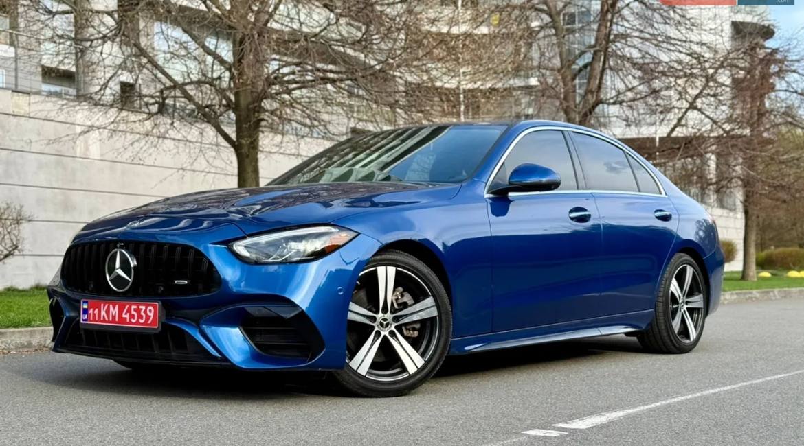 Mercedes-Benz C300