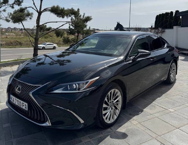 Lexus ES