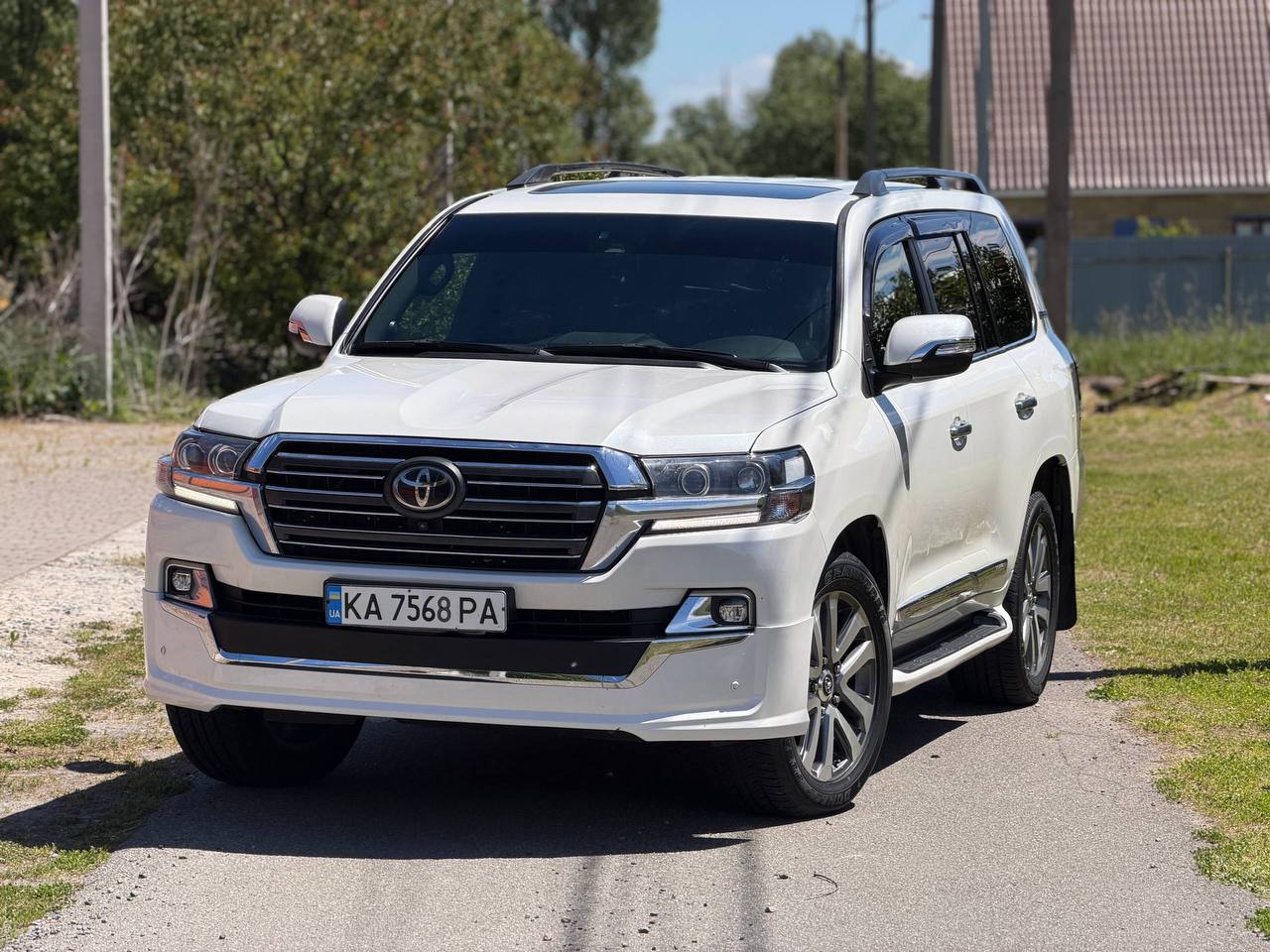 Toyota Land Cruiser 200