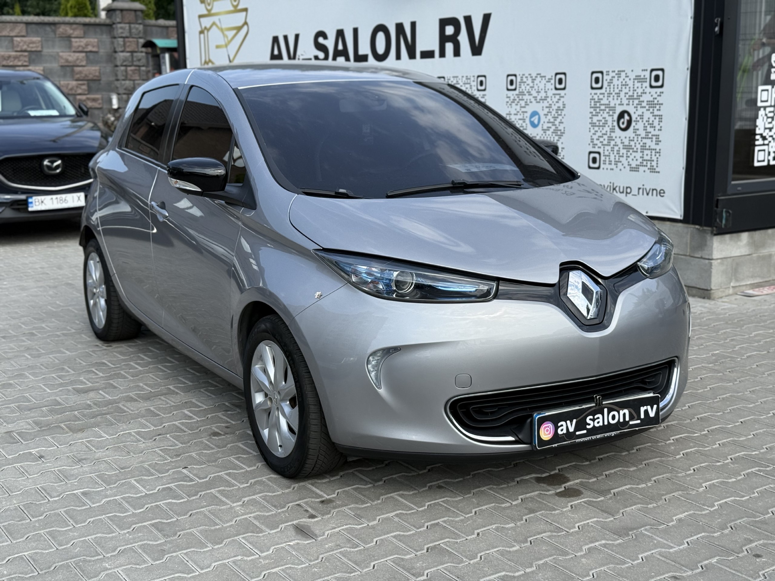Renault Zoe — фото 1