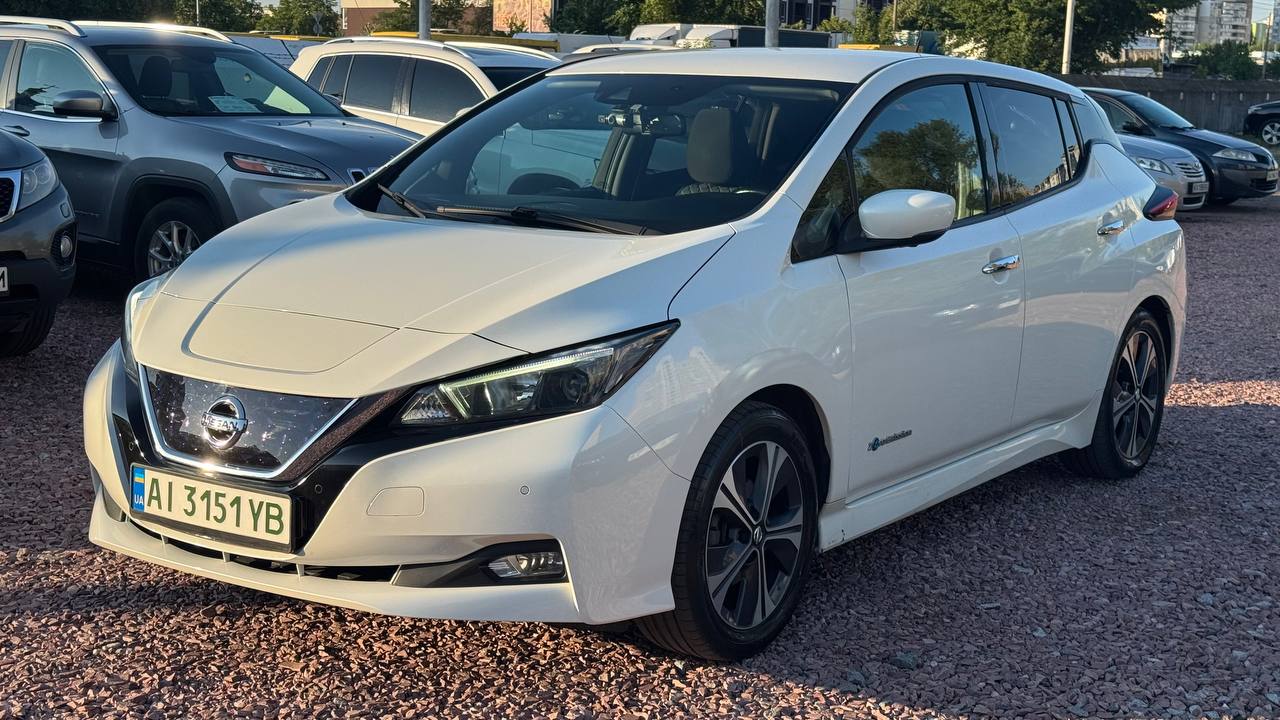Nissan LEAF 40kwh