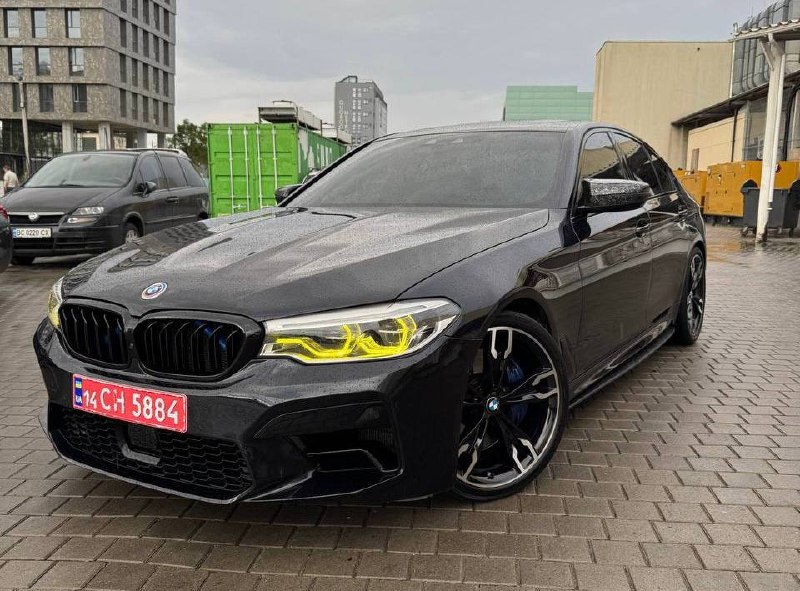 BMW M550i