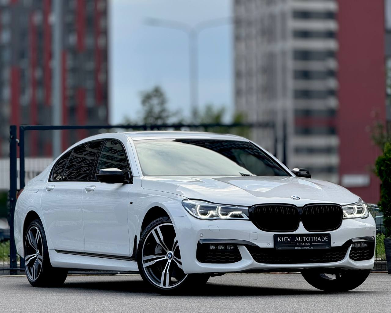 BMW 750LI