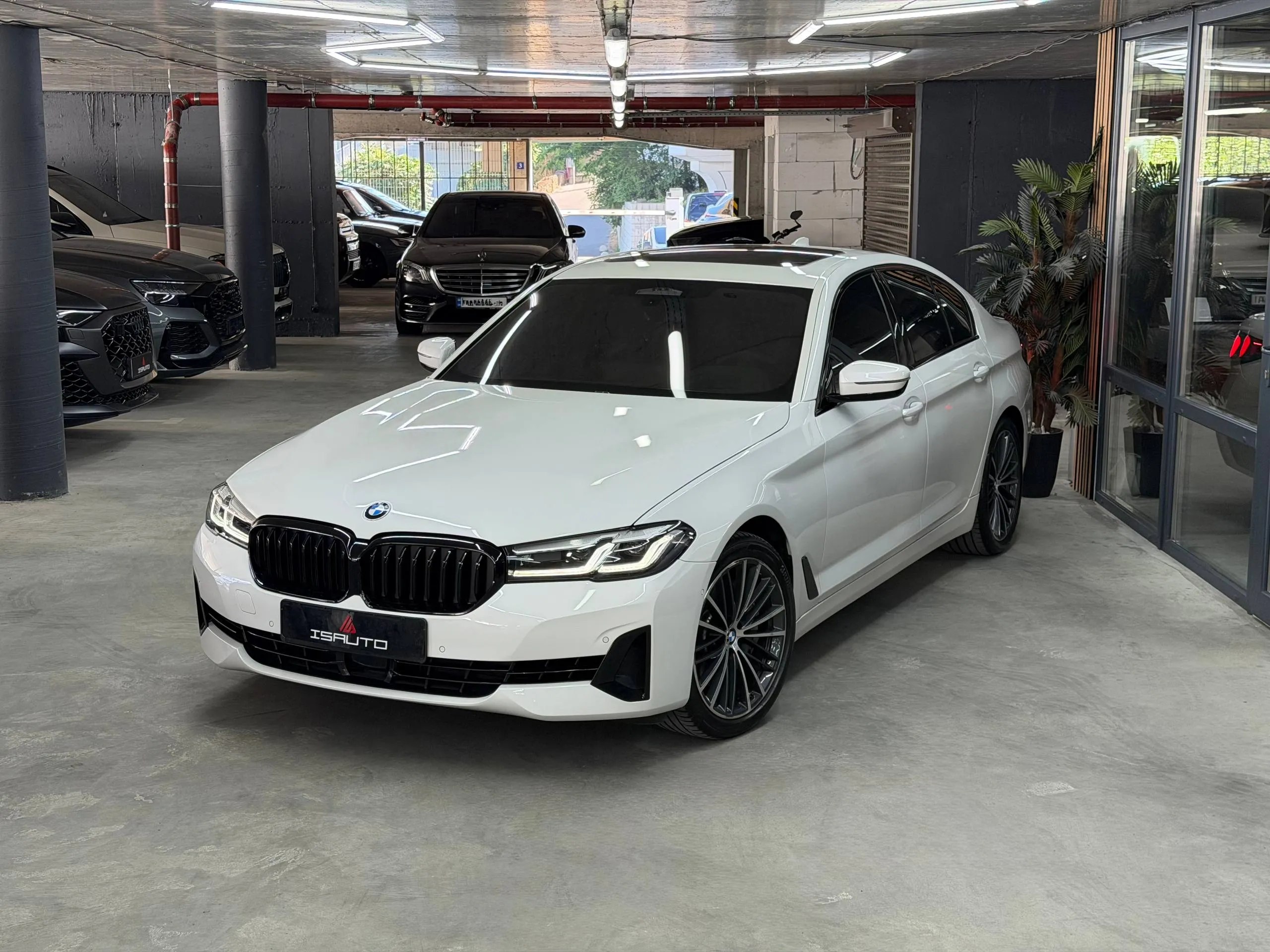 BMW 540i