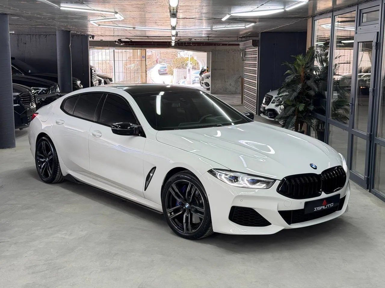 BMW 840i