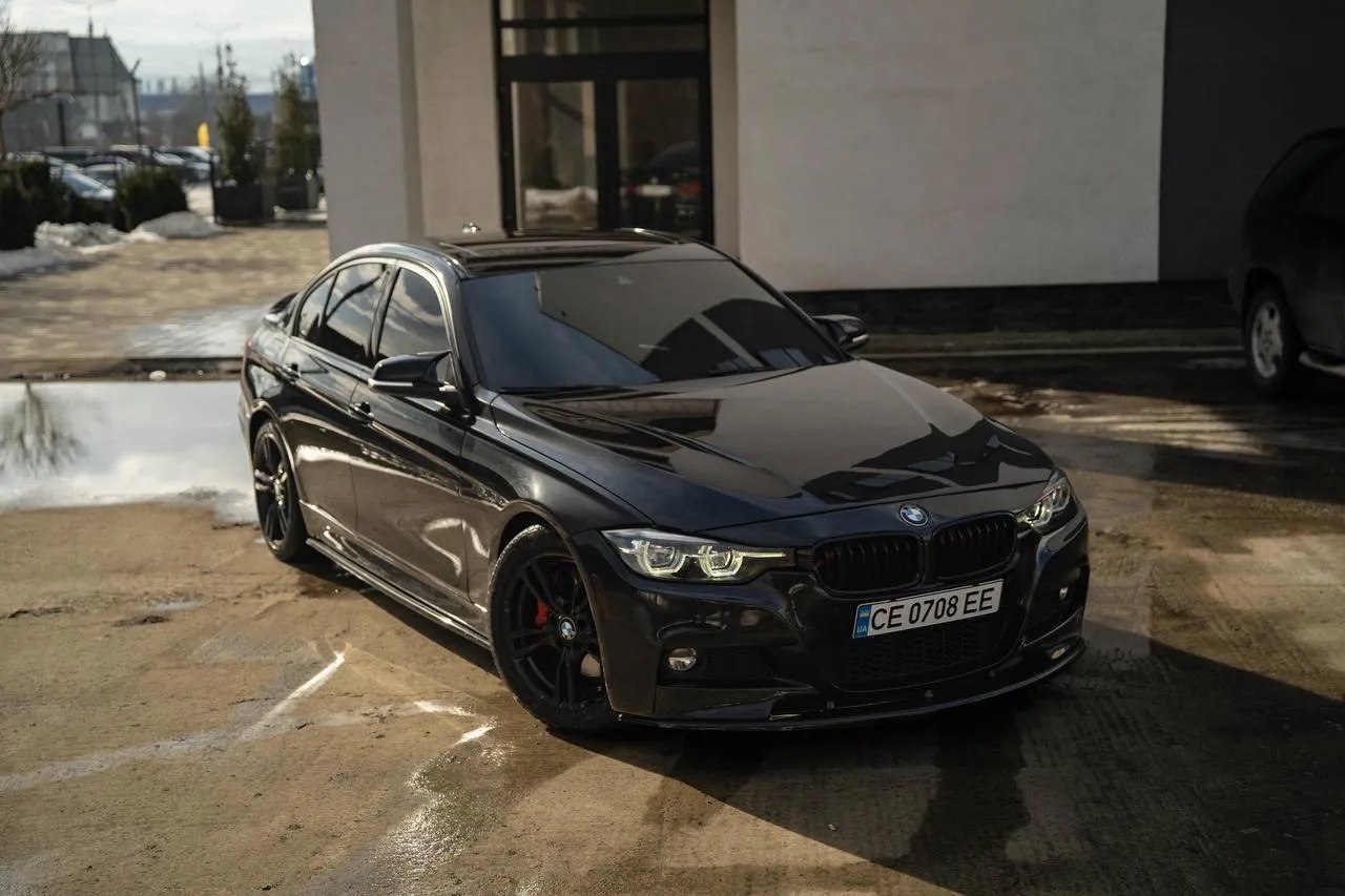 BMW 330i