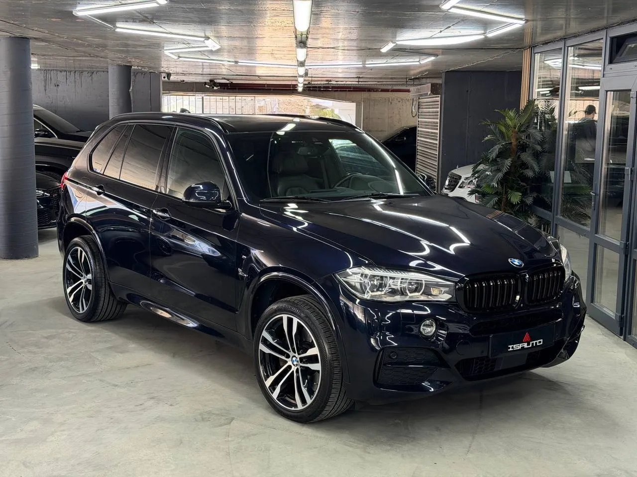 BMW X5 M50D