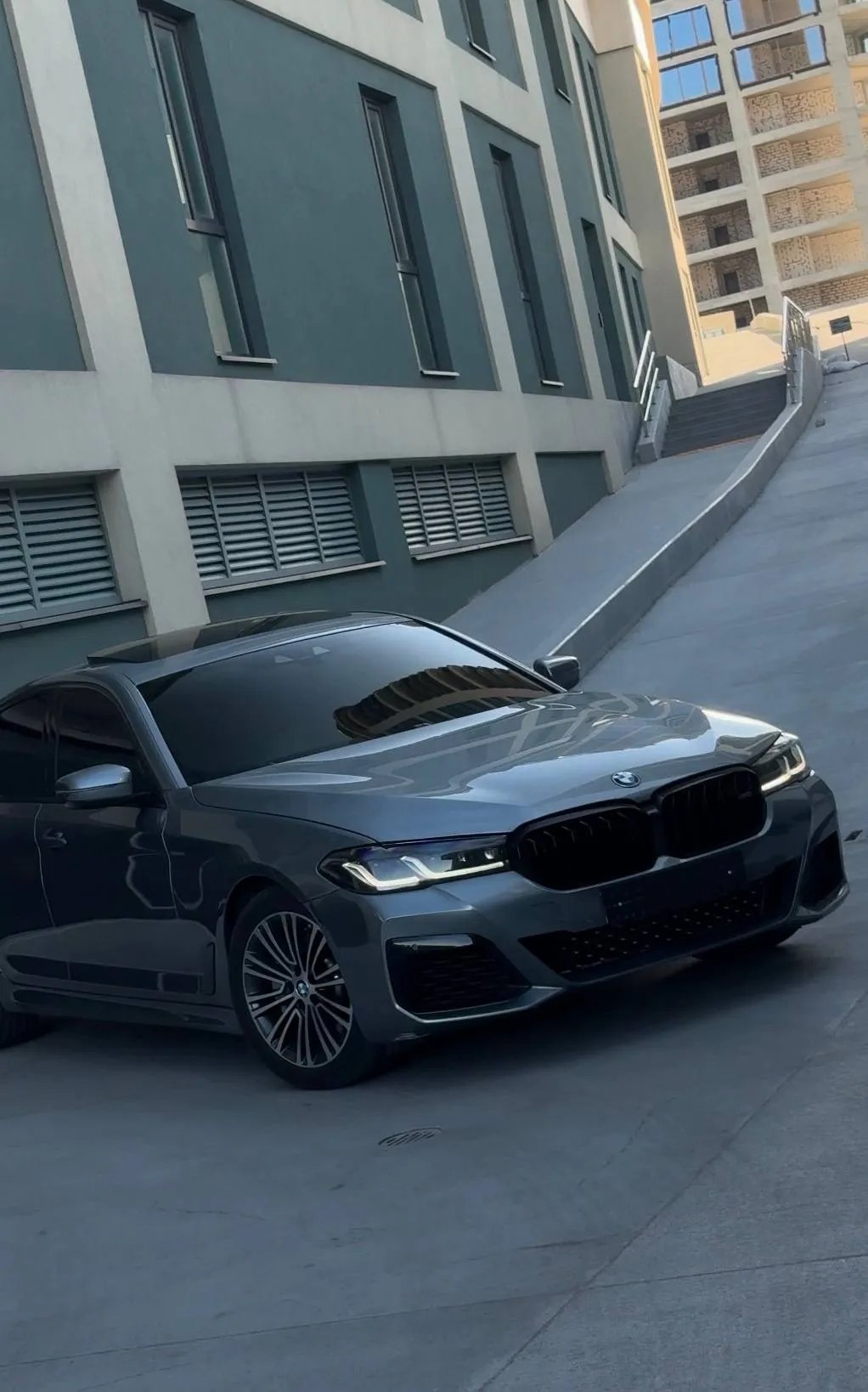 BMW 530i
