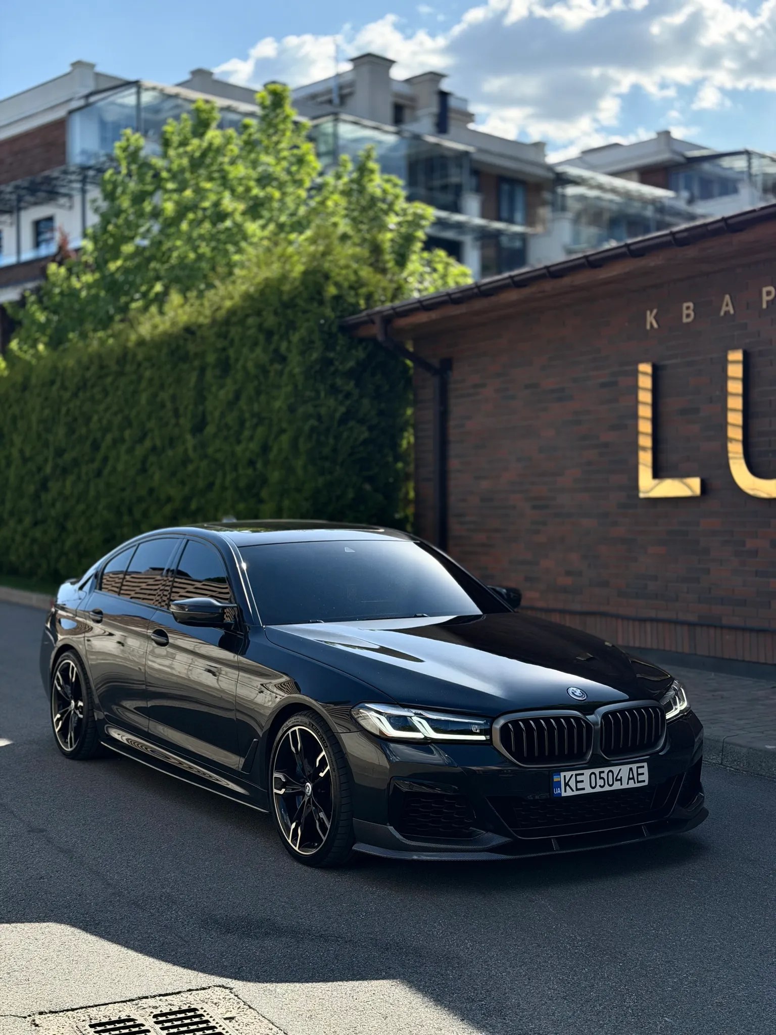 BMW M550i