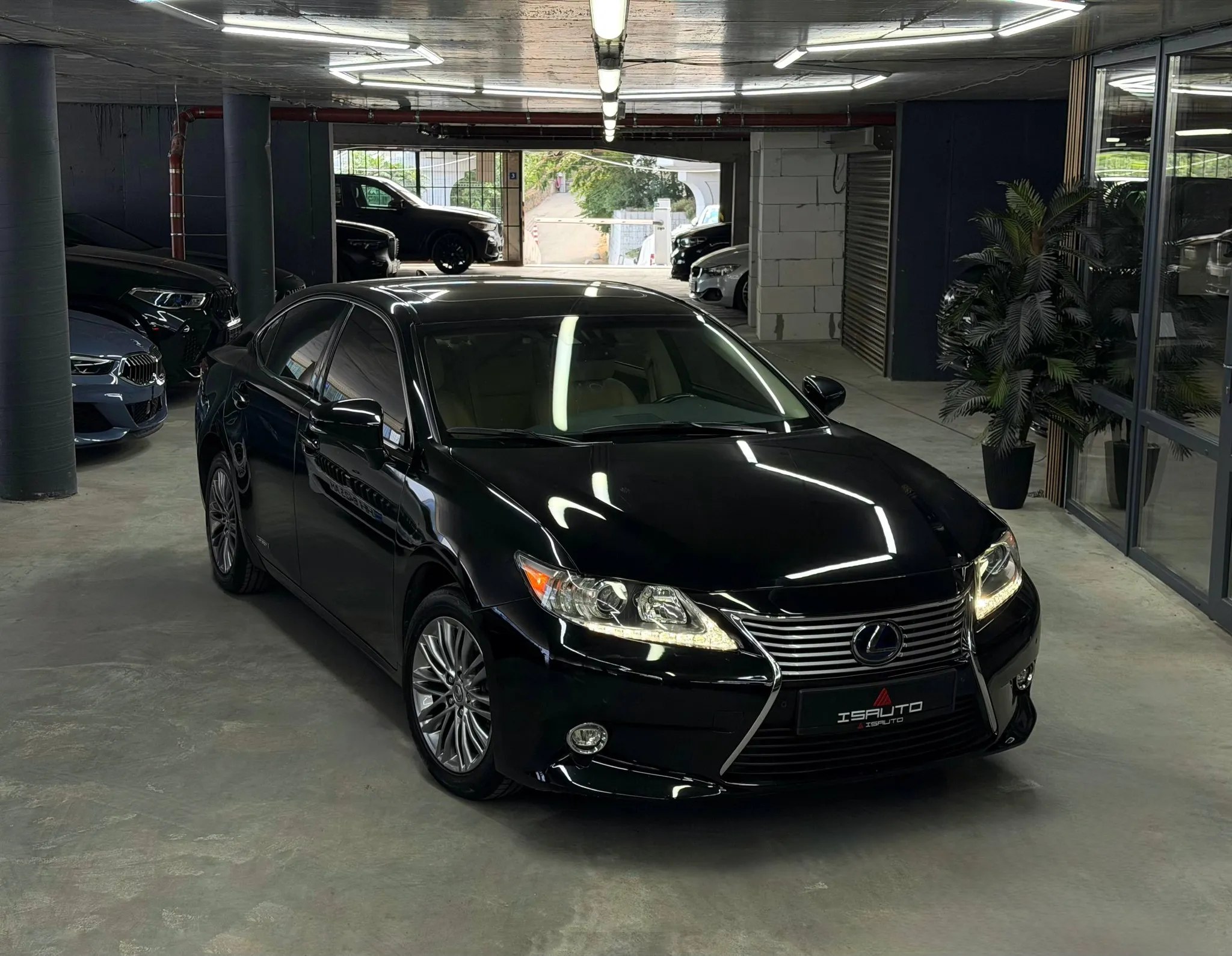 Lexus ES