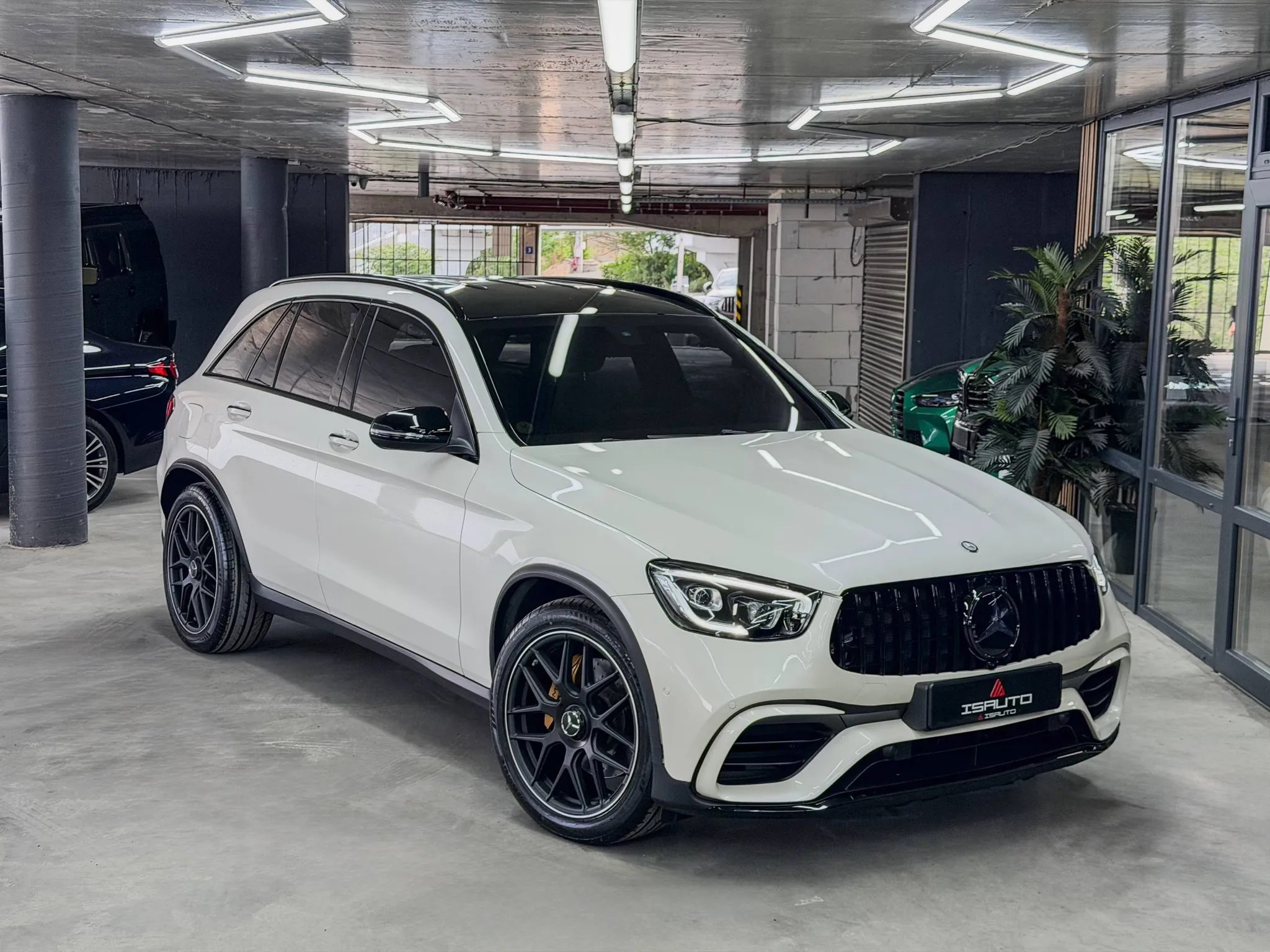 Mercedes-Benz GLC 300 — фото 1