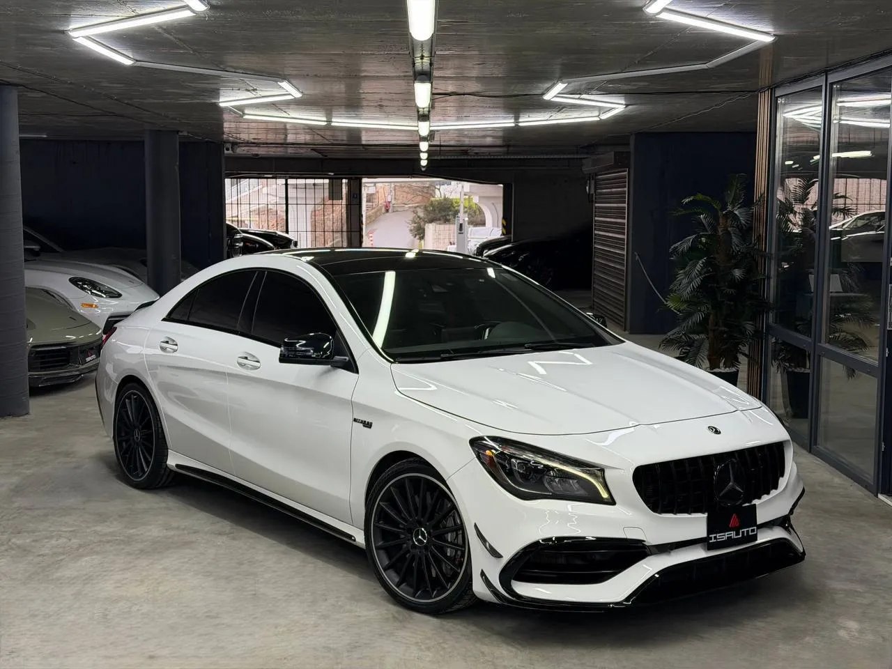 Mercedes-Benz CLA 45 AMG — фото 1