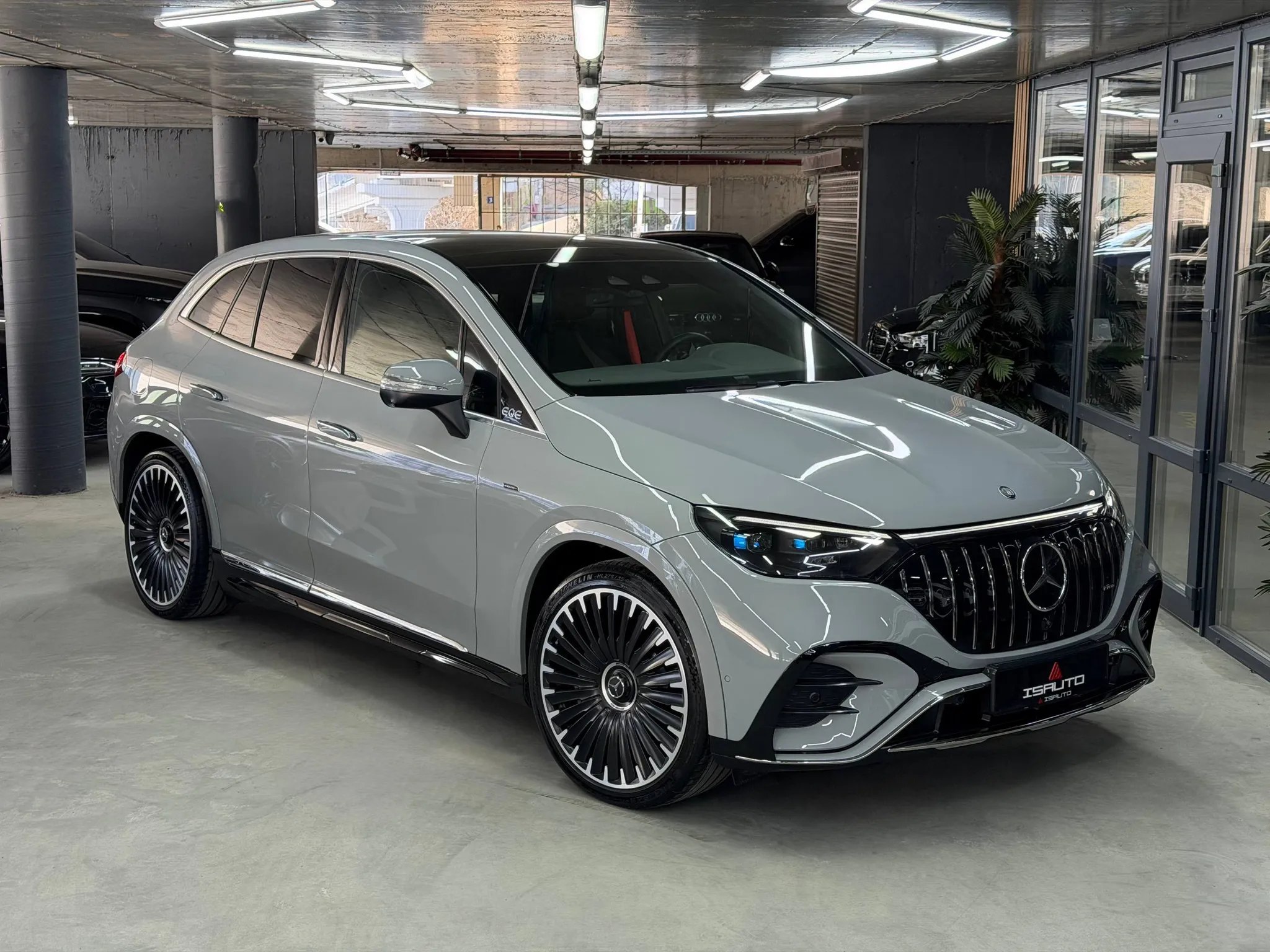 Mercedes-Benz Amg Eqe 53