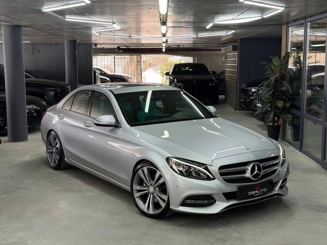 Mercedes-Benz C 220