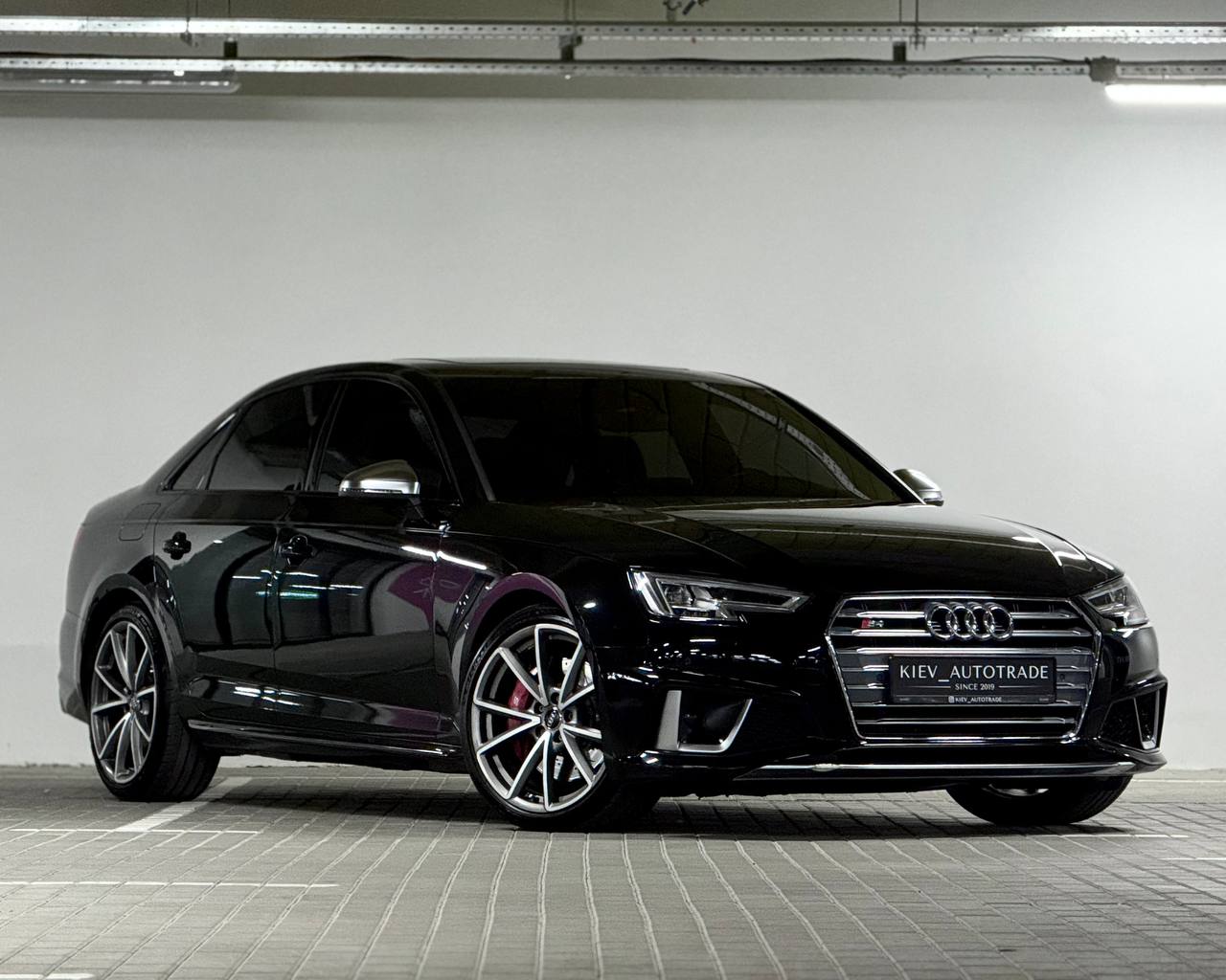 Audi S4