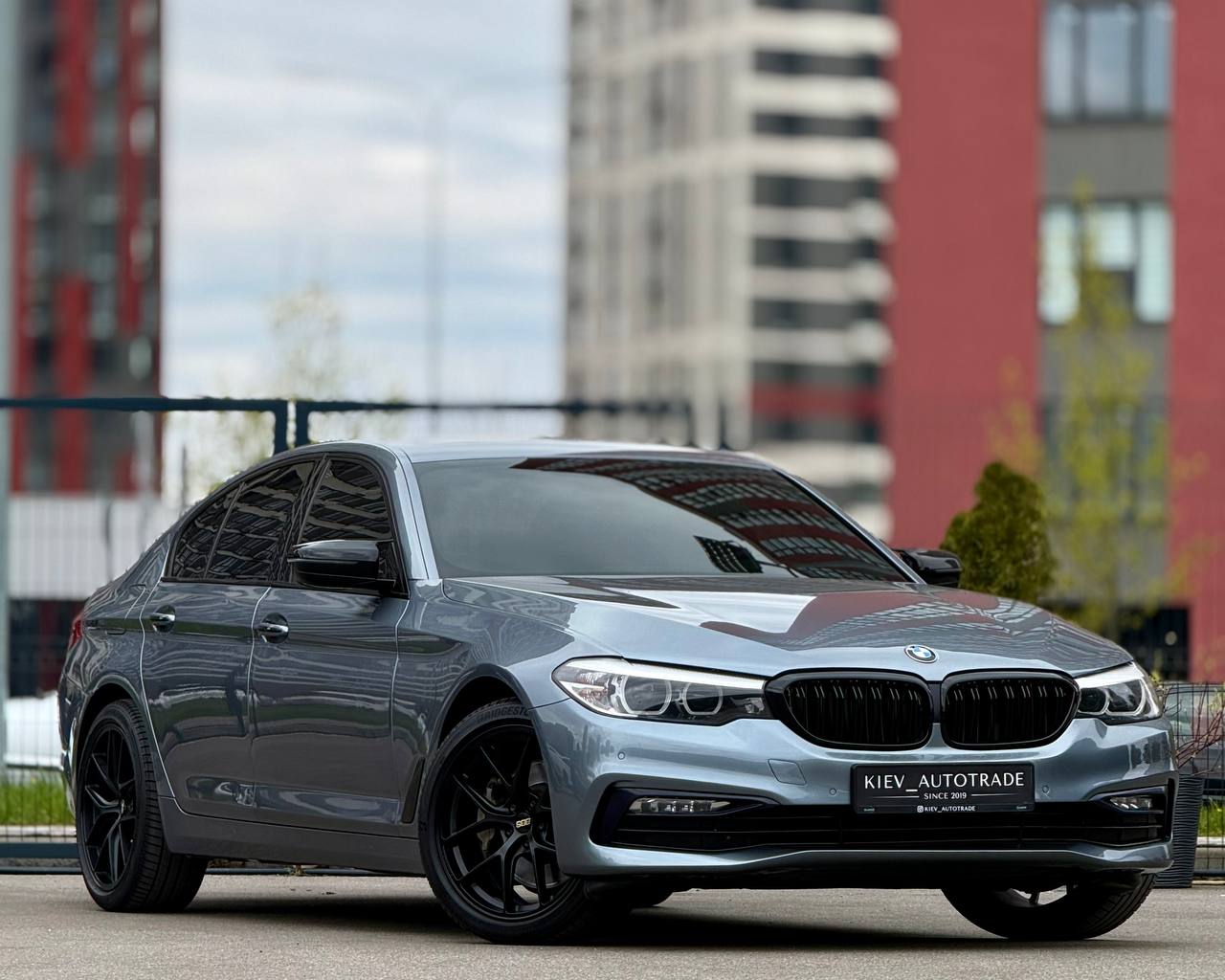 BMW 530i