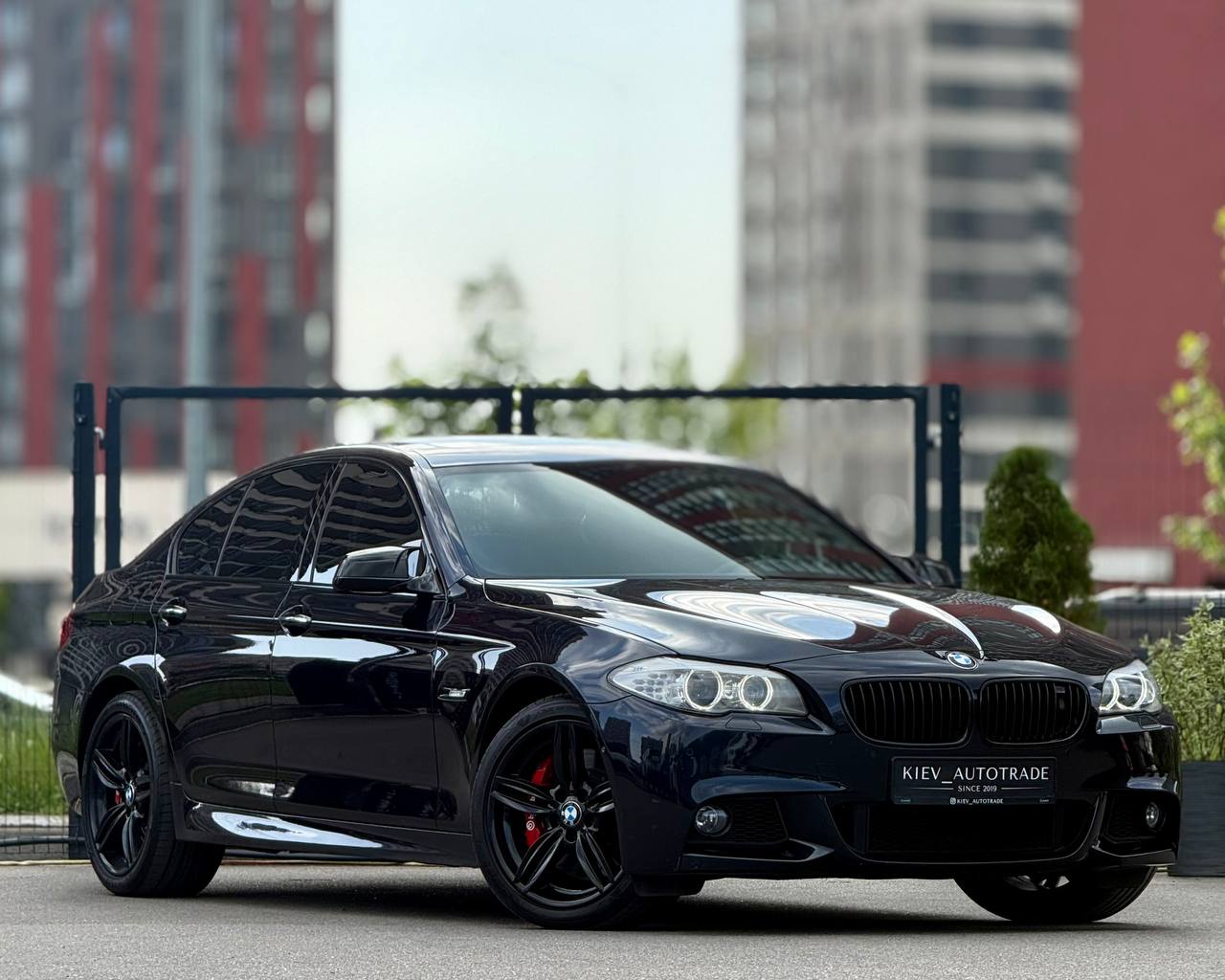 BMW 550i