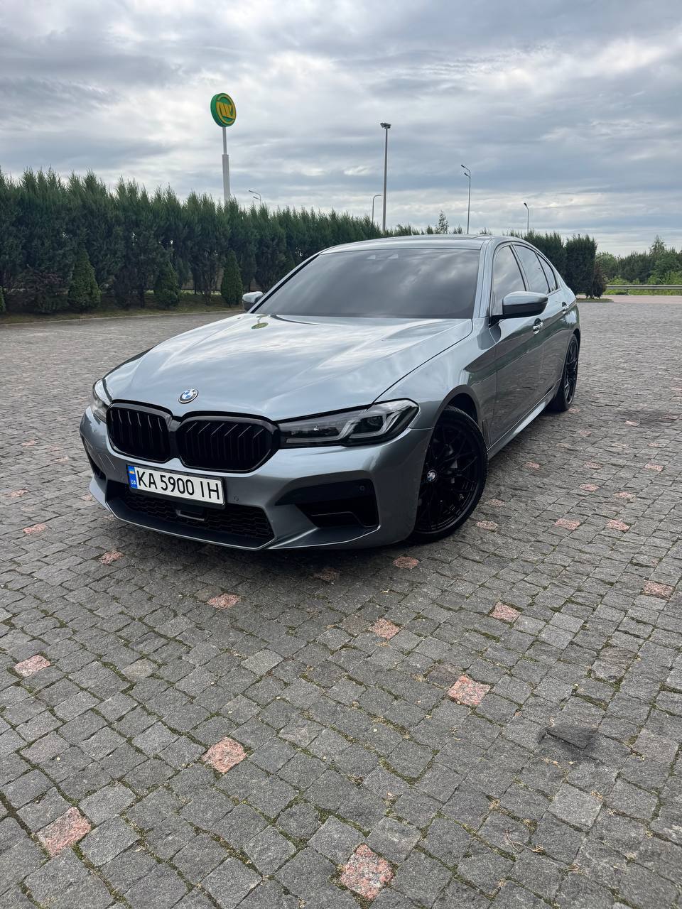BMW 540i