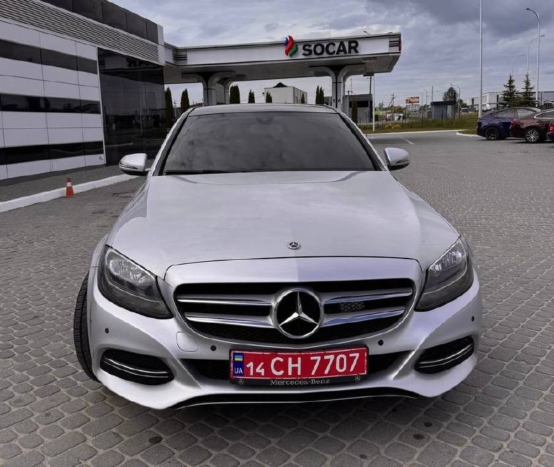 Mercedes-Benz C300