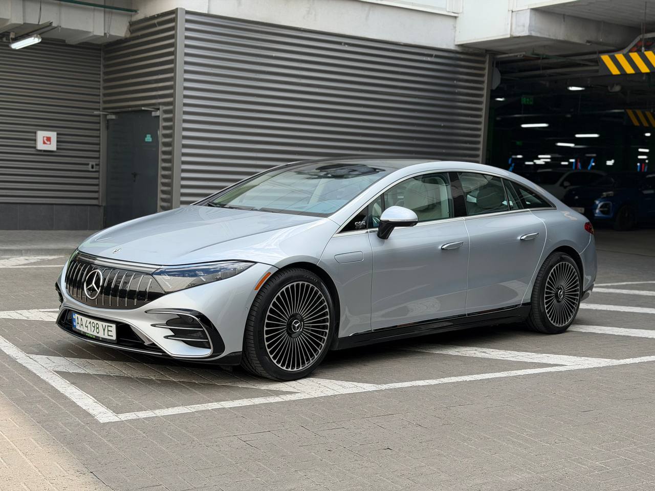 Mercedes-Benz Eqs 580
