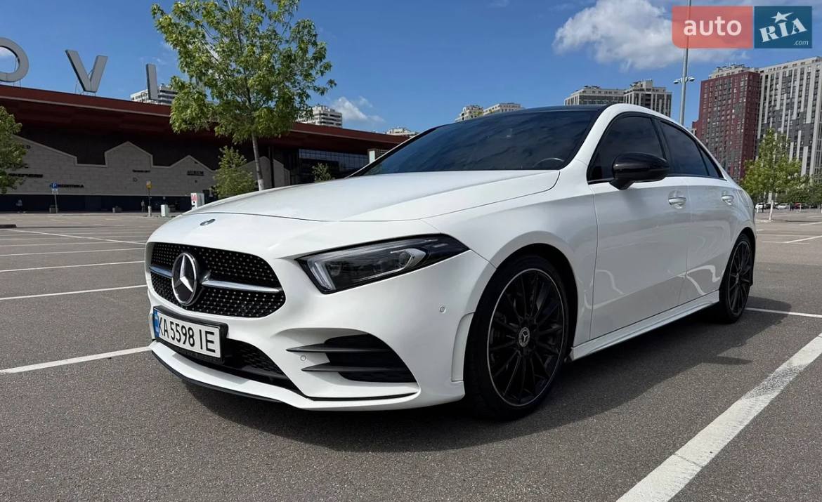 Mercedes-Benz A220