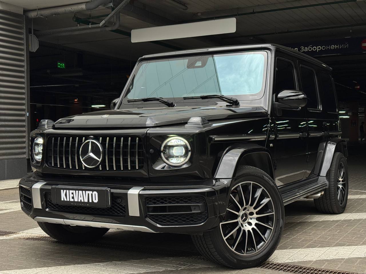 Mercedes-Benz G500
