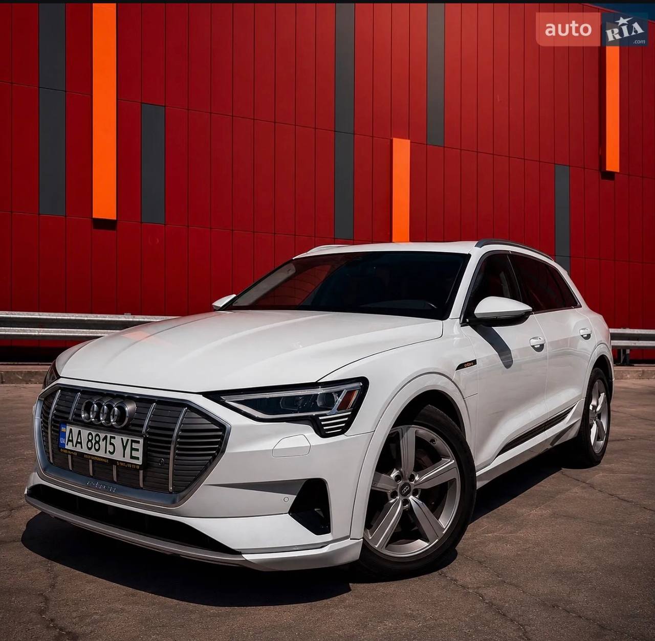 Audi e-tron