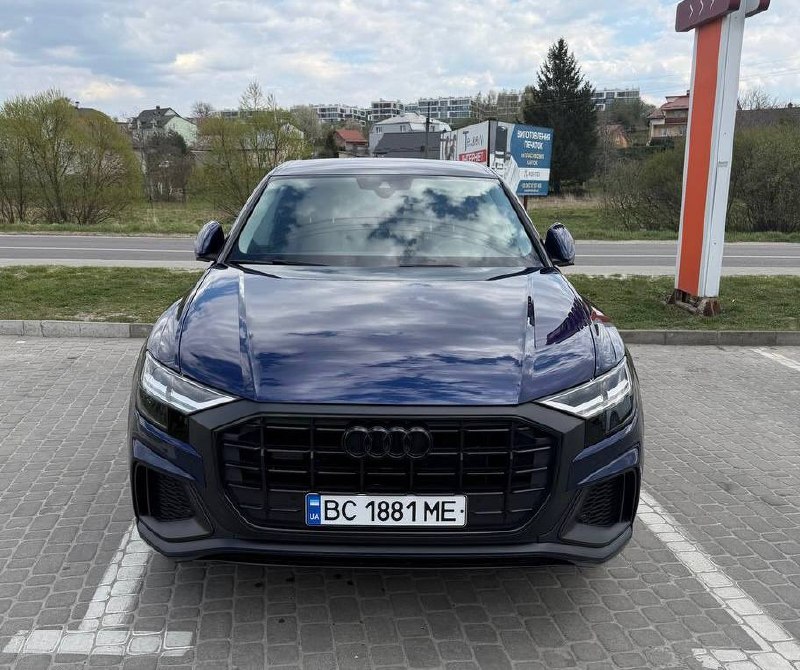 Audi Q8
