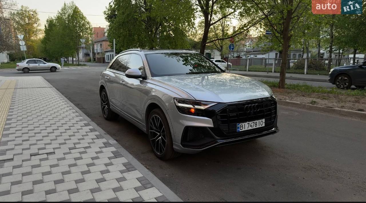 Audi Q8