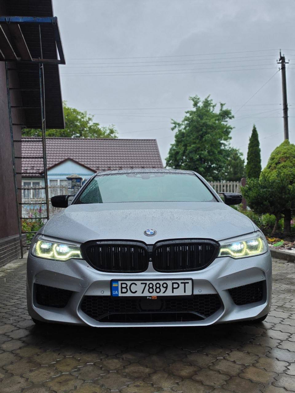 BMW 540i