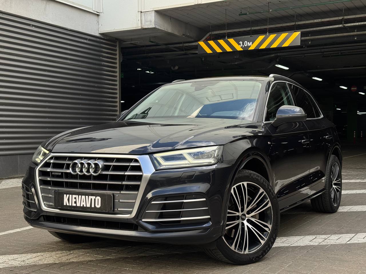 Audi Q5 S-line — фото 1