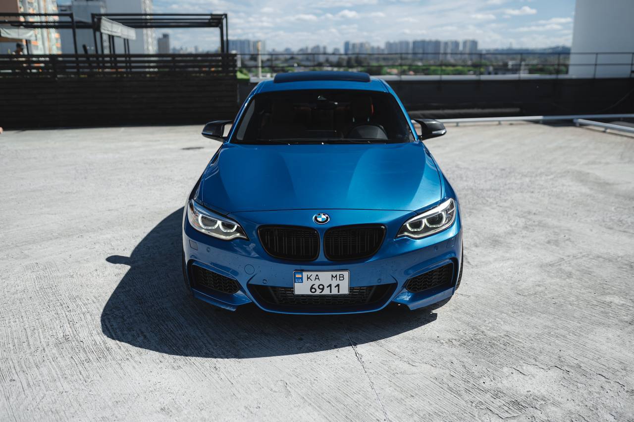 BMW M235i — фото 1