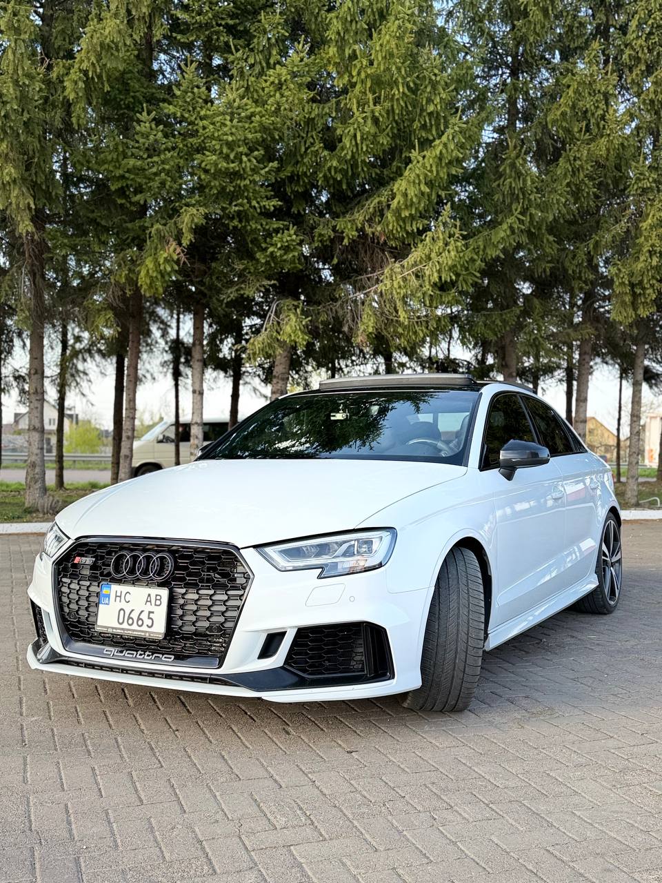 Audi RS 3 — фото 1