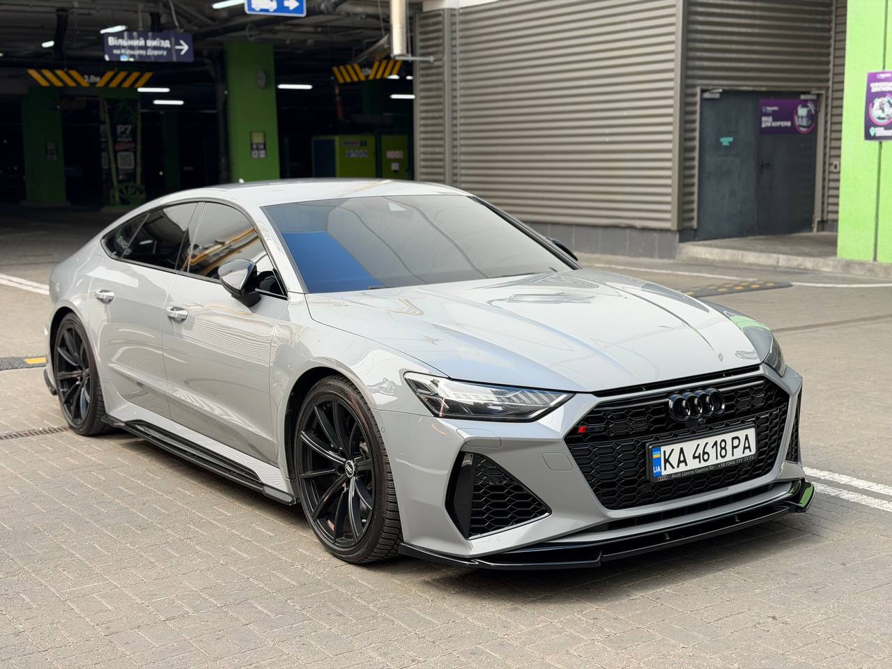 Audi RS 7 — фото 1