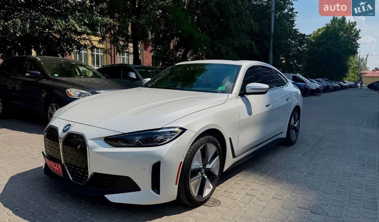 BMW i4 — фото 1