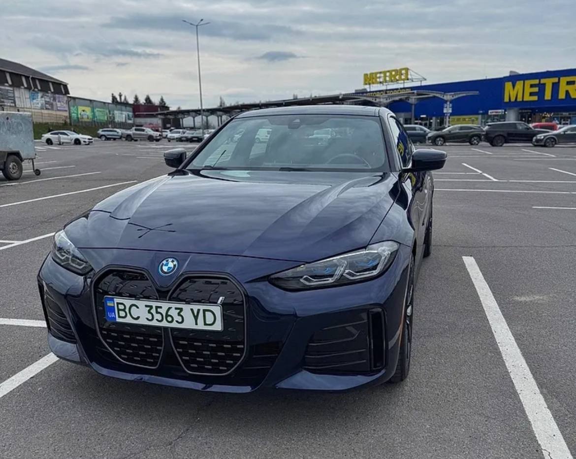 BMW I4 40
