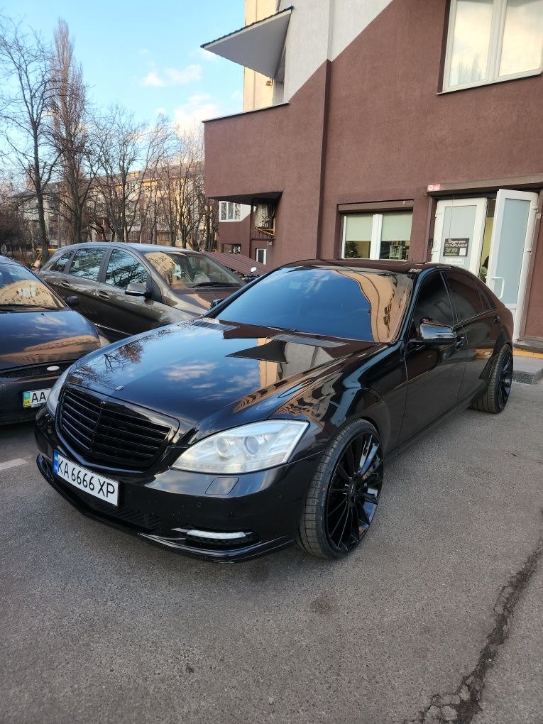Mercedes-Benz S 500L