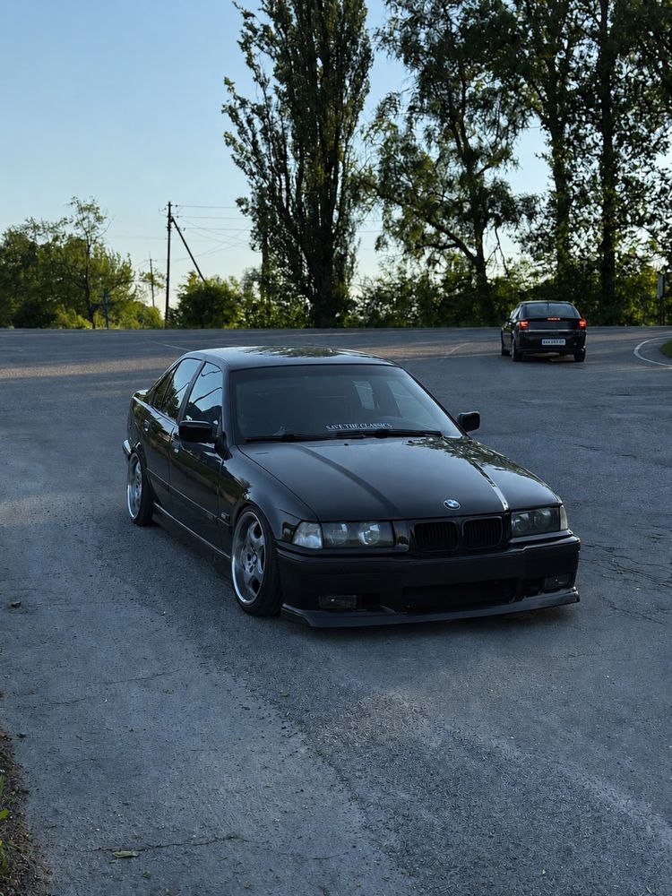 BMW e36 328i