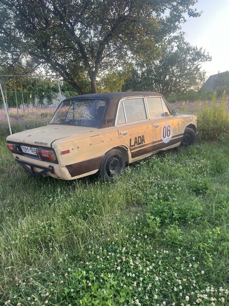 Lada 2106